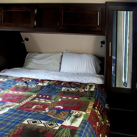 Big River Escape Riverside Cabins Buffalo City Екстер'єр фото