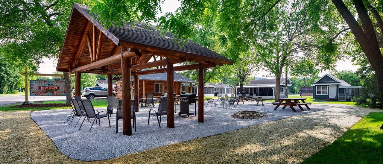 Big River Escape Riverside Cabins Buffalo City Екстер'єр фото