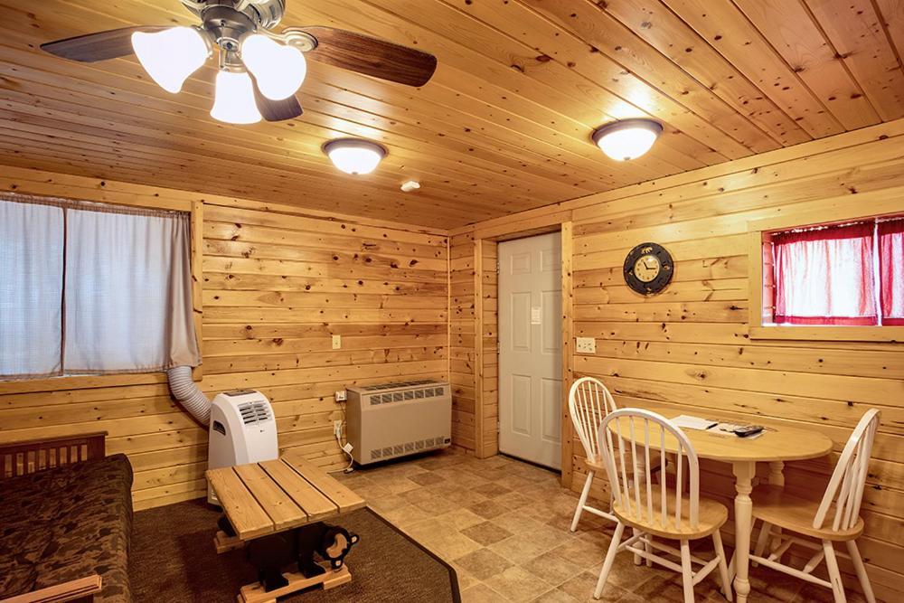 Big River Escape Riverside Cabins Buffalo City Екстер'єр фото