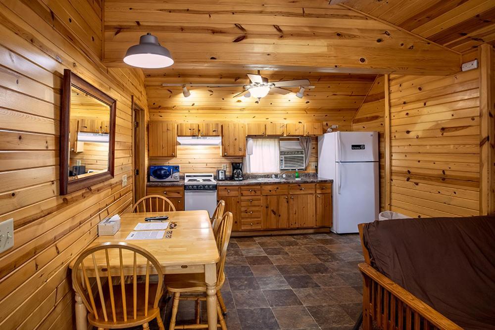 Big River Escape Riverside Cabins Buffalo City Екстер'єр фото