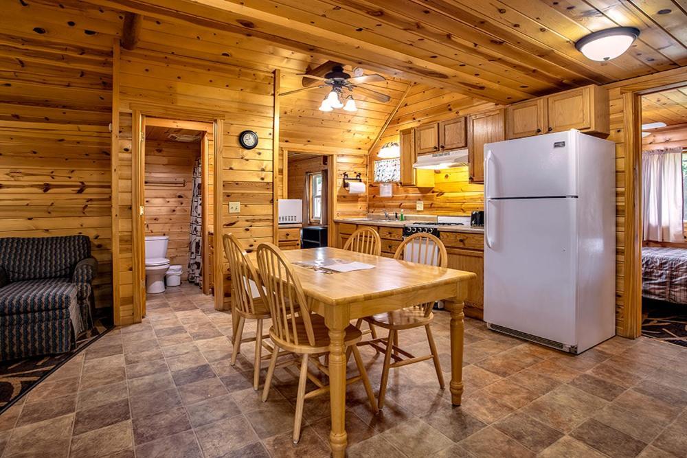 Big River Escape Riverside Cabins Buffalo City Екстер'єр фото