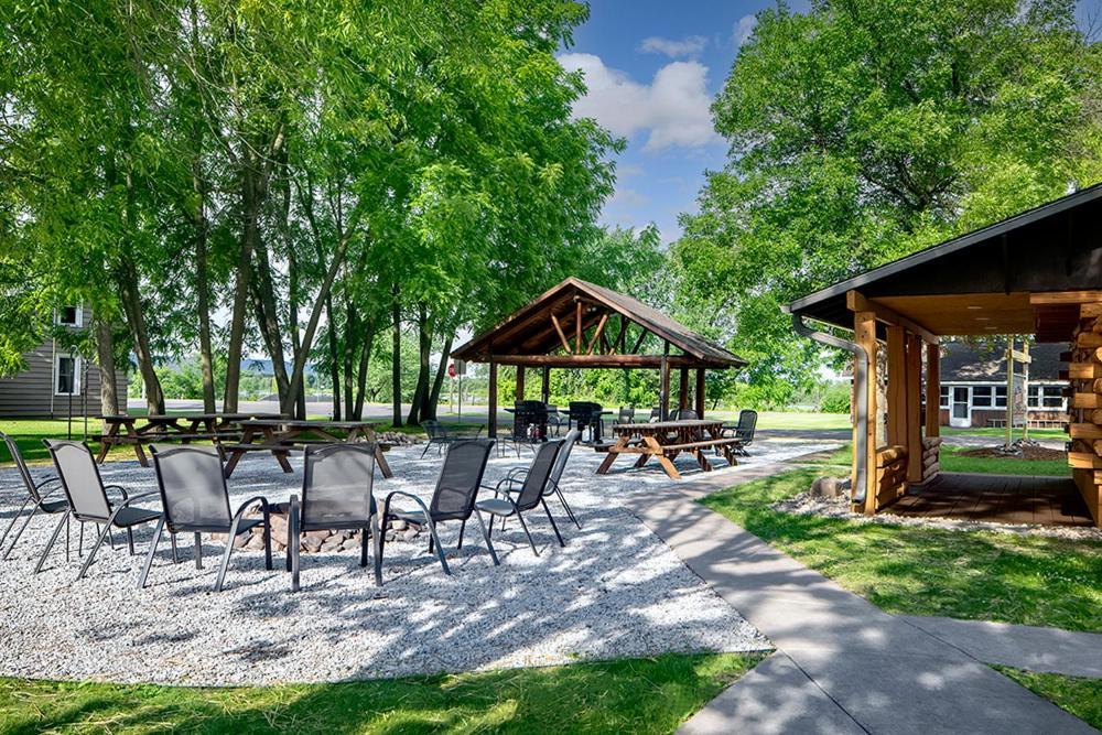 Big River Escape Riverside Cabins Buffalo City Екстер'єр фото